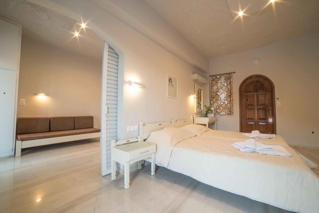 Athena Apartments Agia Galini Exterior foto