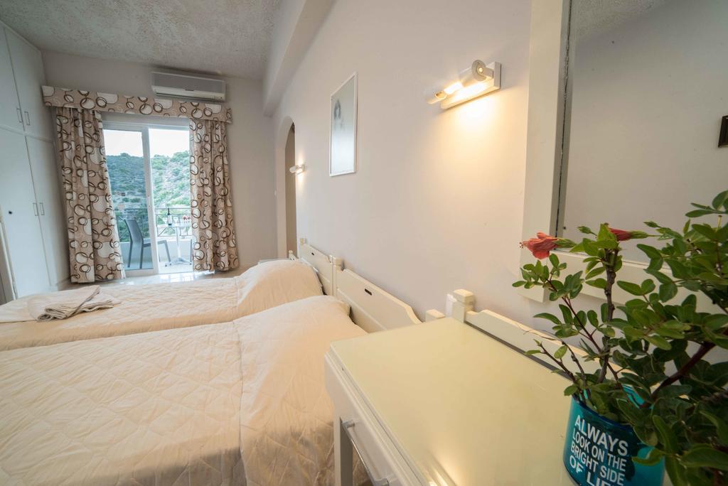 Athena Apartments Agia Galini Exterior foto